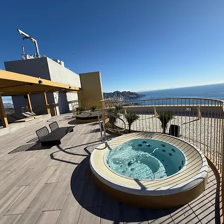 Intempo Sky Luxury 26 Floor & Seaview * بينايدورم