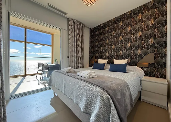 Apartment Intempo Sky Luxury 26 Floor & Seaview